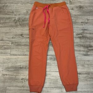 FIGS Zamora Jogger Coral Chai Orange Technical Collection Pockets Size Small